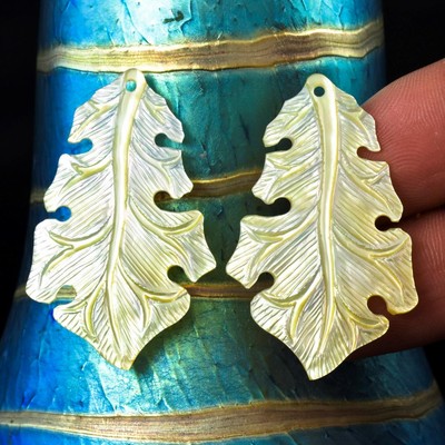 Goldener Perlmutt Muschel Schnitzerei Eiche Baum Blatt Ohrring Paar Handmade