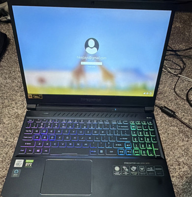 Acer Predator Helios 300 15.6'' i7-9th RTX 2060 16GB 1TB+256GB Win Black