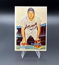 1957 Topps Baseball Cards 11