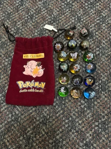 Pokemon Marbles Total 17 Clefairy Pouch Holographic Rare Mew
