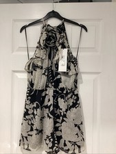 Neu mit Etikett River Island Playsuit Chiffon gefüttert Größe 6 UVP 49 £