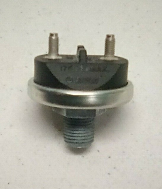 Berg Air Brake Stop Light Switch 13250 1/4" Port 175psi for sale online