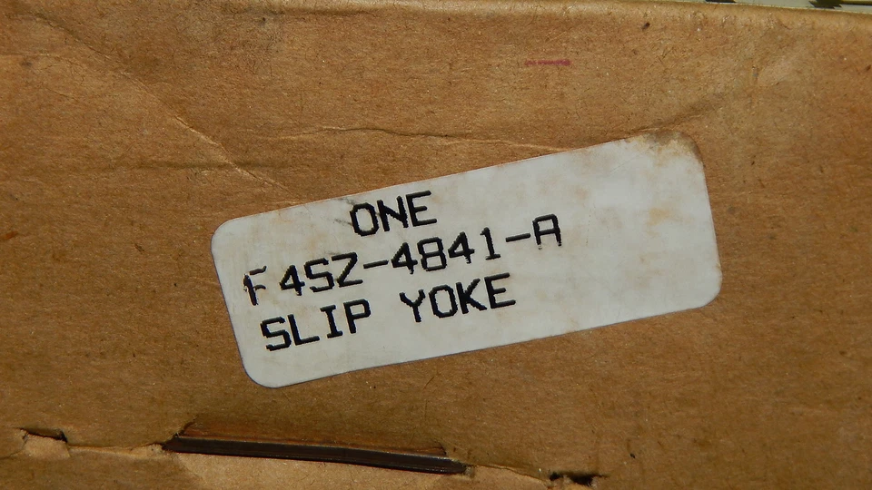 Ford Thunderbird Mercury Cougar 1994 97 4,6 L 3,8 L canesú de eje de transmisión automático nuevo en stock Foto 2 de 4