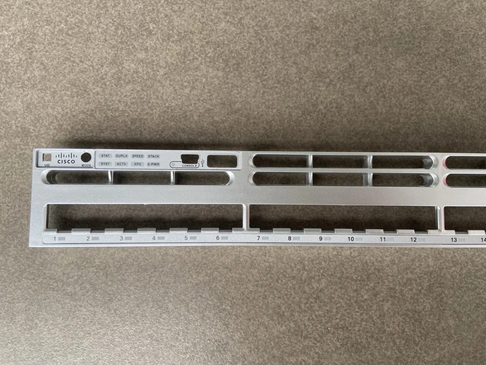 Cisco Catalyst WS-C3850-24S-S Faceplate for Replacement - Image 2 of 4