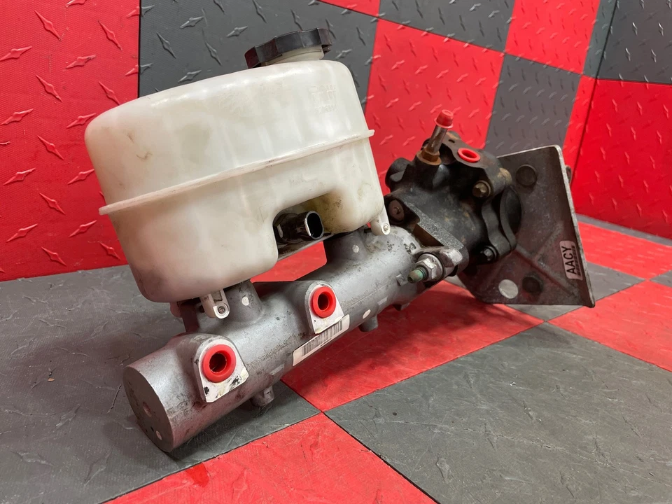 Sierra Denali 2500 2012-14 potenciador de freno Hydro-Boost ID# 32069912 Foto 2 de 4