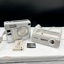 FUJIFILM FinePix F440 Silver Digital Compact Camera 4.1MP Tested From JAPAN