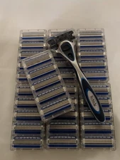 Schick Hydro 3 Men's Refill Razor Blade Cartridge - Lot of 35 + razor w/ 1 blade
