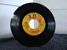 United Artists Records - Kenny Rogers - Love The World - UA-1X359-Y - Stereo