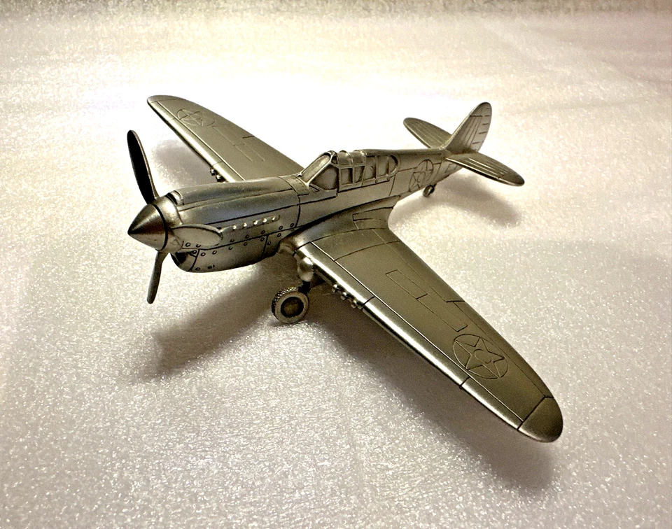 Avión de combate Danbury como nuevo diecast peltre CURTISS P-40 WARHAWK de colección Foto 2 de 4