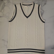 Mens Ivory Cable-Knit V-Neck Sweater Vest Sle...