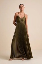 Lulus Dreaming In Color V-Neck Pleated Satin Maxi Dress Green M