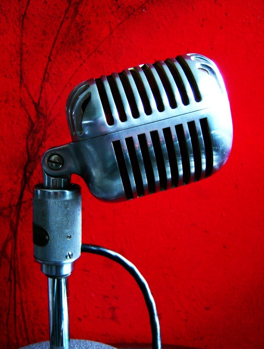 Vintage 1940's Shure 556C dynamic microphone Elvis w period Atlas