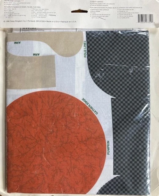 Daisy Kingdom - John and Priscilla Pilgrim Stitch 'N Stuff Craft Pack - SEALED - Image 2 of 2