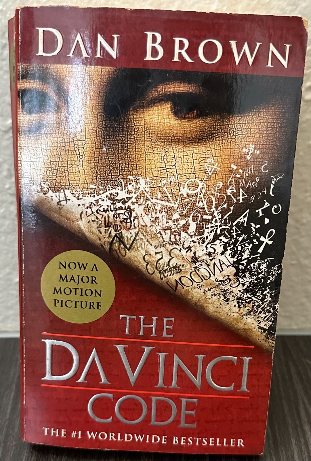 The Da Vinci Code by Dan Brown 2003 Paperback Pocket Book Size 489 Pages