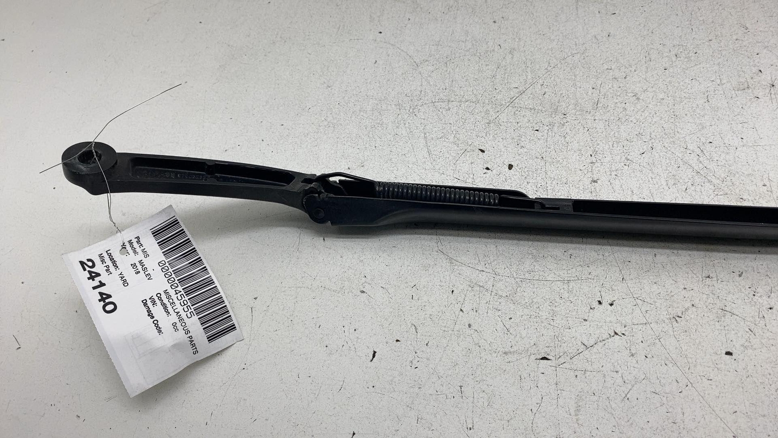 ⭕ 2017-2020 Maserati Levante Front Windshield Wiper Arm Right 670032336