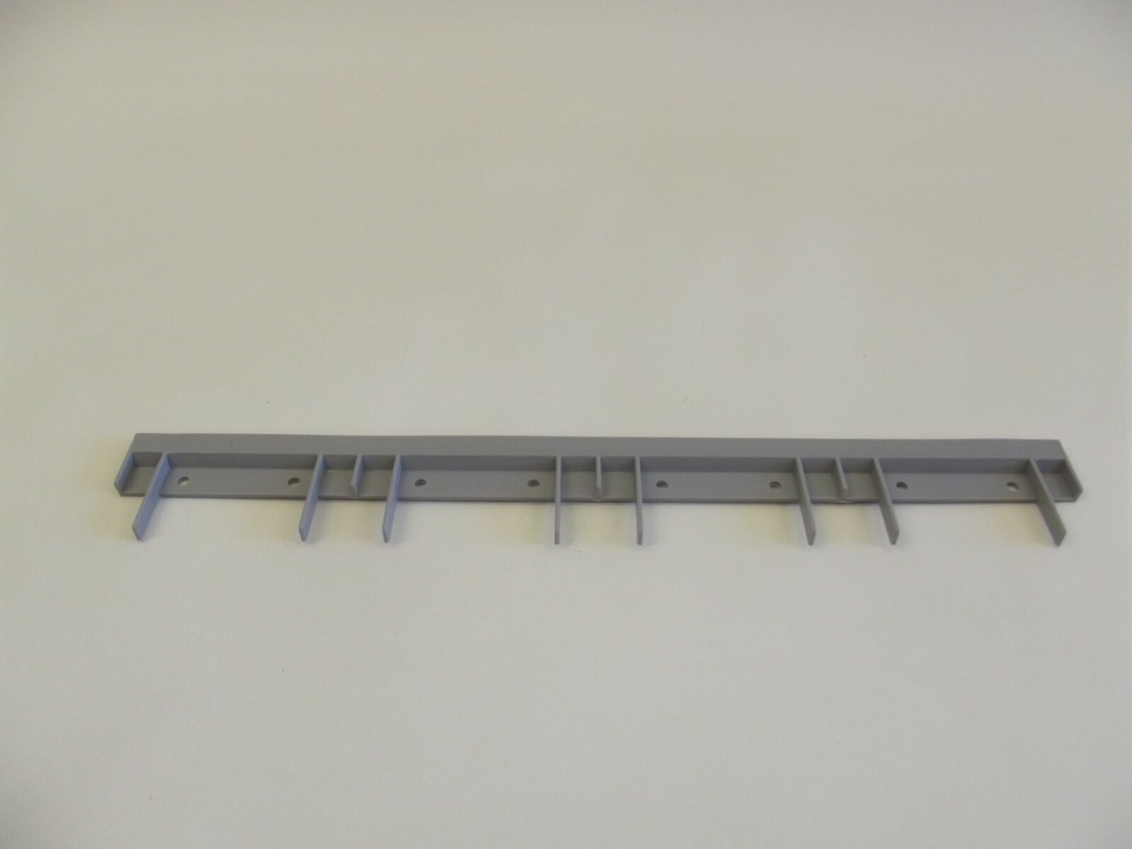 Harbor Freight 20 Poly Bin Rail Wall Mount Stackable Bin Storage Holder Strip eBay