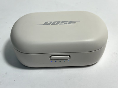 Bose QuietComfort Earbuds True Wireless CHARGING CASE 429708  WHITE (No Earbuds)