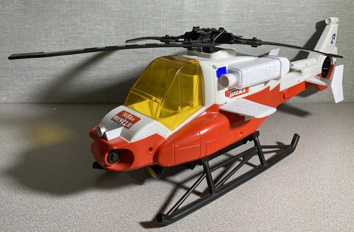 Toy helicopter hotsell with winch