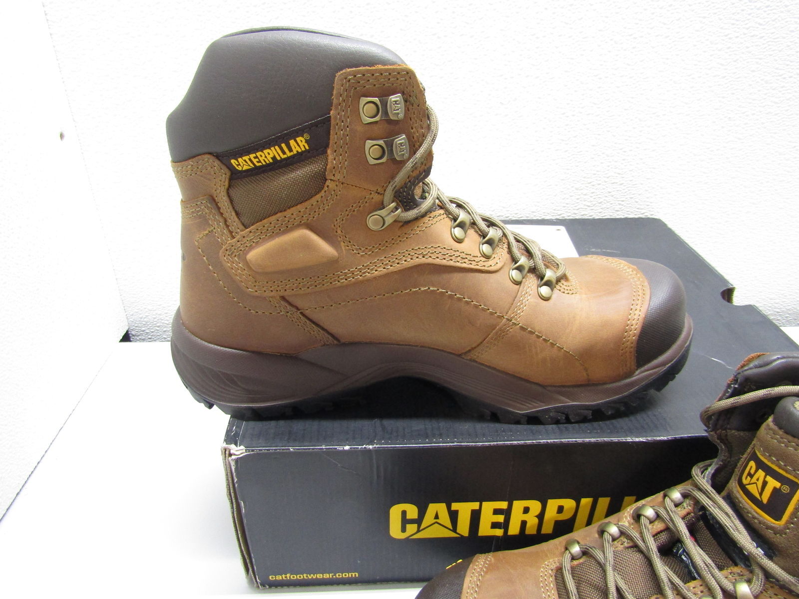 CAT Men's US 10.5 Diagnostic Hi Waterproof Steel Toe Leather Work Boots