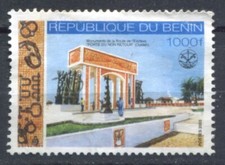 Benin 2003 • Mi# 1349/Sc# 1301 • 1000 fr. • Slave No Return  • MH VF (SU-9053)