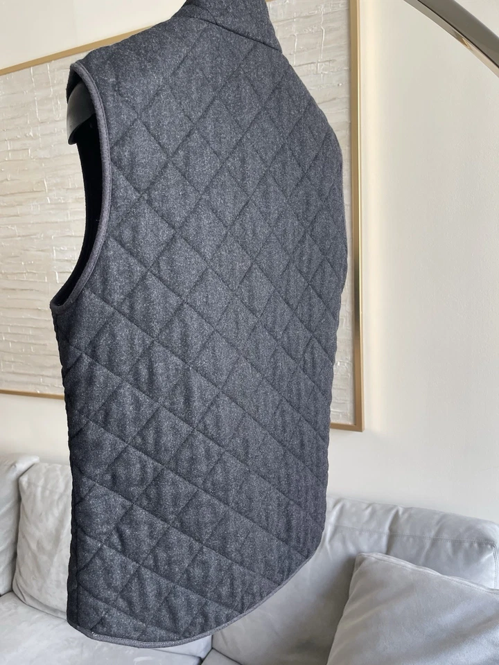 Paul Stuart Men Dark Charcoal Gray Flannel Quilted Vest Size M - Image 3 of 4