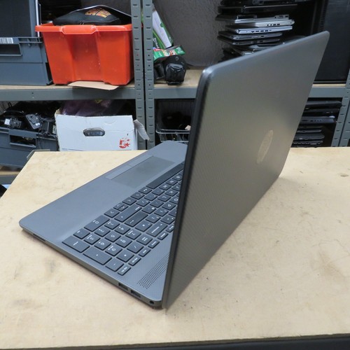 HP 250 G8 15.6" Laptop i5-1035G1 16GB RAM 256GB M.2 Windows 11 Pro - Afbeelding 6 van 15