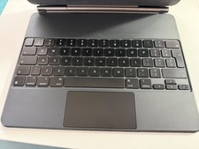 Apple Magic Keyboard für 12,9 Zoll iPad Pro - English International - MJQK3Z/A