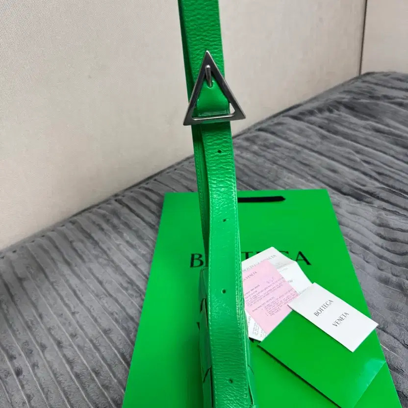 Bottega Veneta Small Leather Cassette Bag - Parakeet Green, Lightly Used thumbnail 5