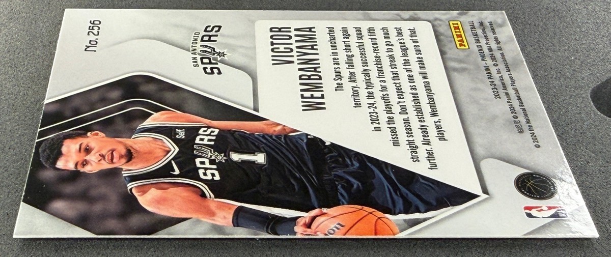 VICTOR WEMBANYAMA 2023-24 Panini Chronicles Phoenix #256