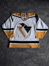 Vintage 90s CCM Pittsburgh Penguins 