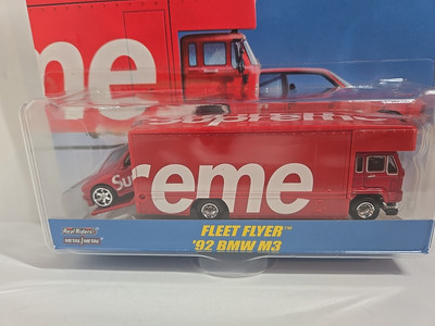 Hot Wheels Supreme 1992 BMW M3 Fleet Flyer Team Transport W Hot Wheels Supreme 1992 BMW M3 Fleet Flyer Team Transport W