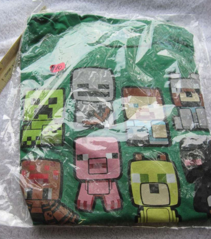 Minecraft L 10/12 100% Cotton Mojang Studios Green Short Sleeve T Shirt Tee Pig