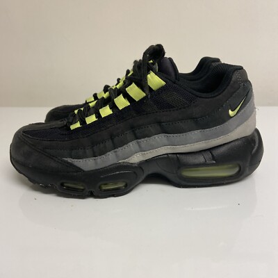 Size 5- Nike Air Max 95 Black Neon UK