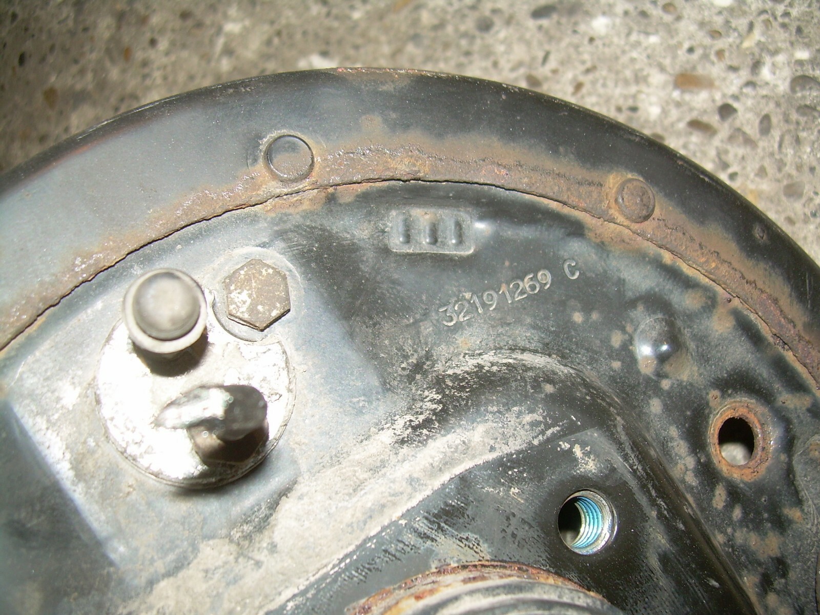 Radlager Mitsubishi Colt 1 1 55kW Z30 32191269c hinten Links 