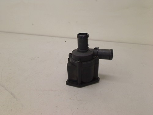 EXTRA WASSERPUMPE Audi A4 (B8) Sedan 1.8 TFSI 16V (CJEB(Euro 5) 2013 06H121601J