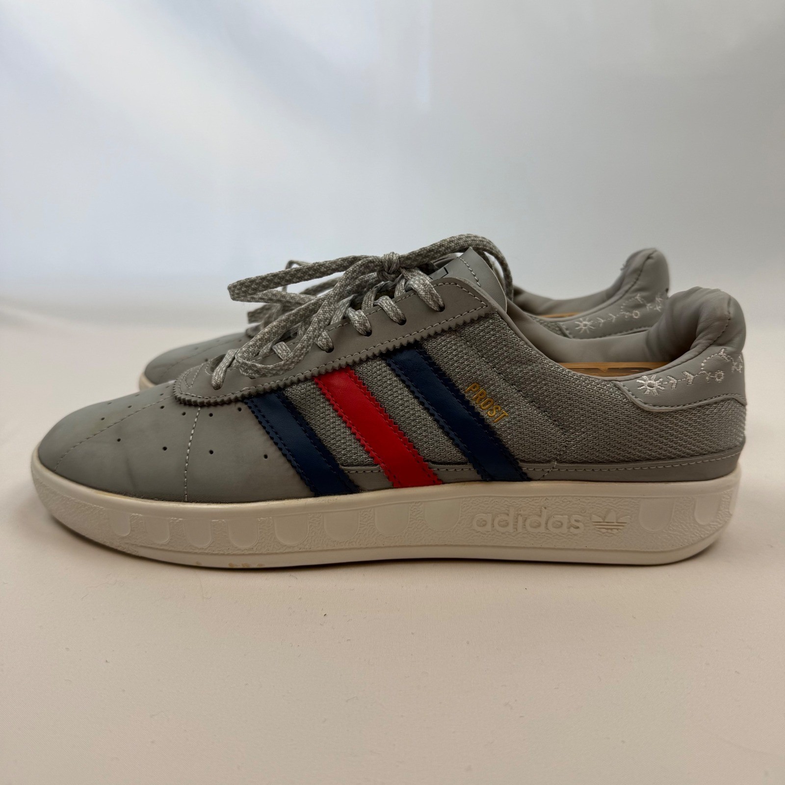Adidas Munchen Prost Oktoberfest Grey Navy Red Sneakers Men Size 10 BY9805