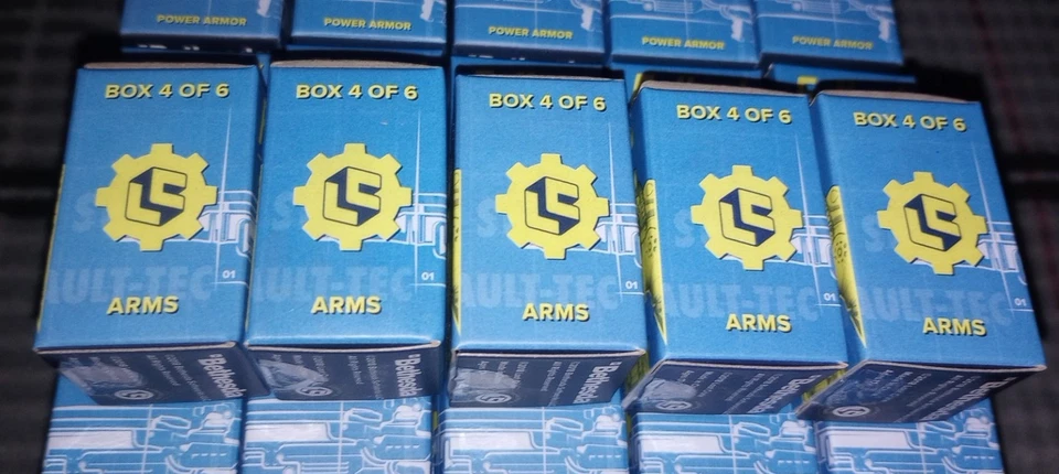 Lot Of 5 Fallout Loot Crate Build-A-Fig Power Armor Arms Box 4 Of 6 Screen Shots - Image 3 of 4