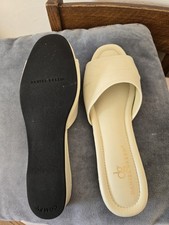 New Daniel Green "Comfy" Slide Slippers - Cream/Off-White