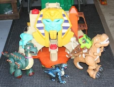 Imaginext  Serpent Strike Pyramid, T-Rex Dinosaur, Spike Jr Ultra Dinosaur lot 