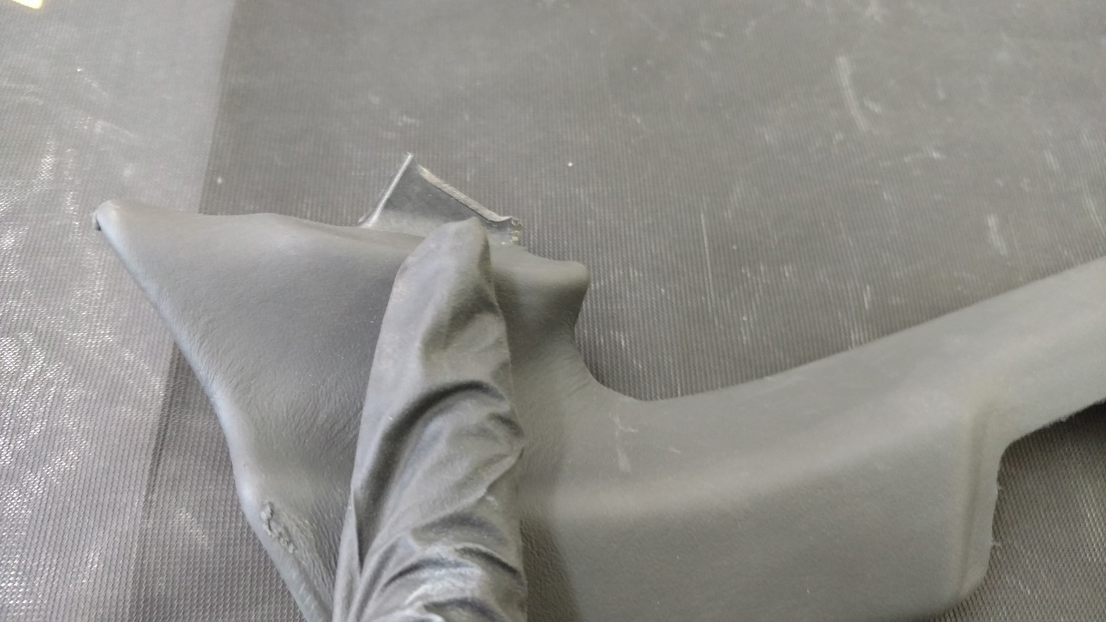 LAMBORGHINI HURACAN LP610 COUPE RH SIDE CENTER CONSOLE PANEL TRIM OEM 4T0863052