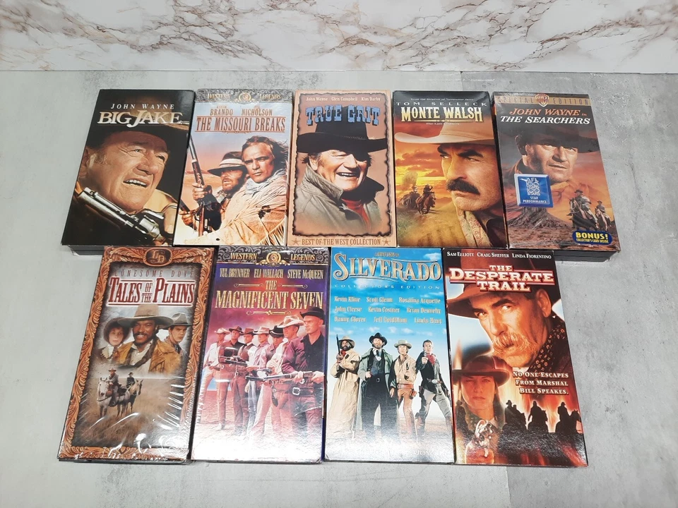 Western VHS Lot of 25 (John Wayne, Same Elliott, Tom Selleck, Etc.) Foto 2 de 4