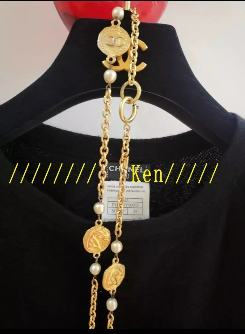 Chanel Vintage Gold Tone CC Logos Chain and Pearl Necklace