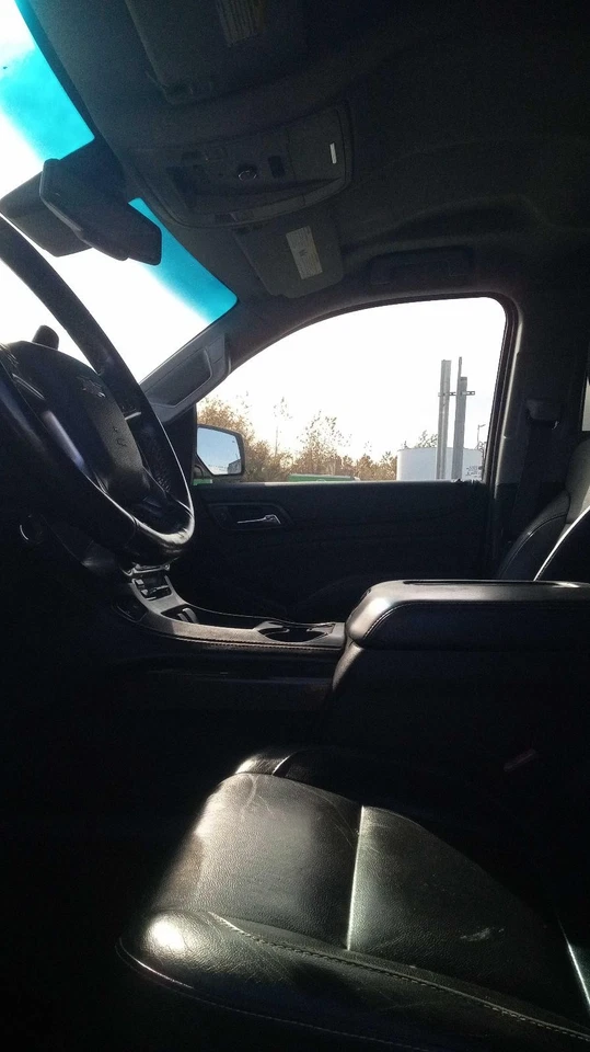 2015 Chevrolet Tahoe Right Fog Light Assembly White OEM 170036 Used 75K Miles Foto 4 de 4