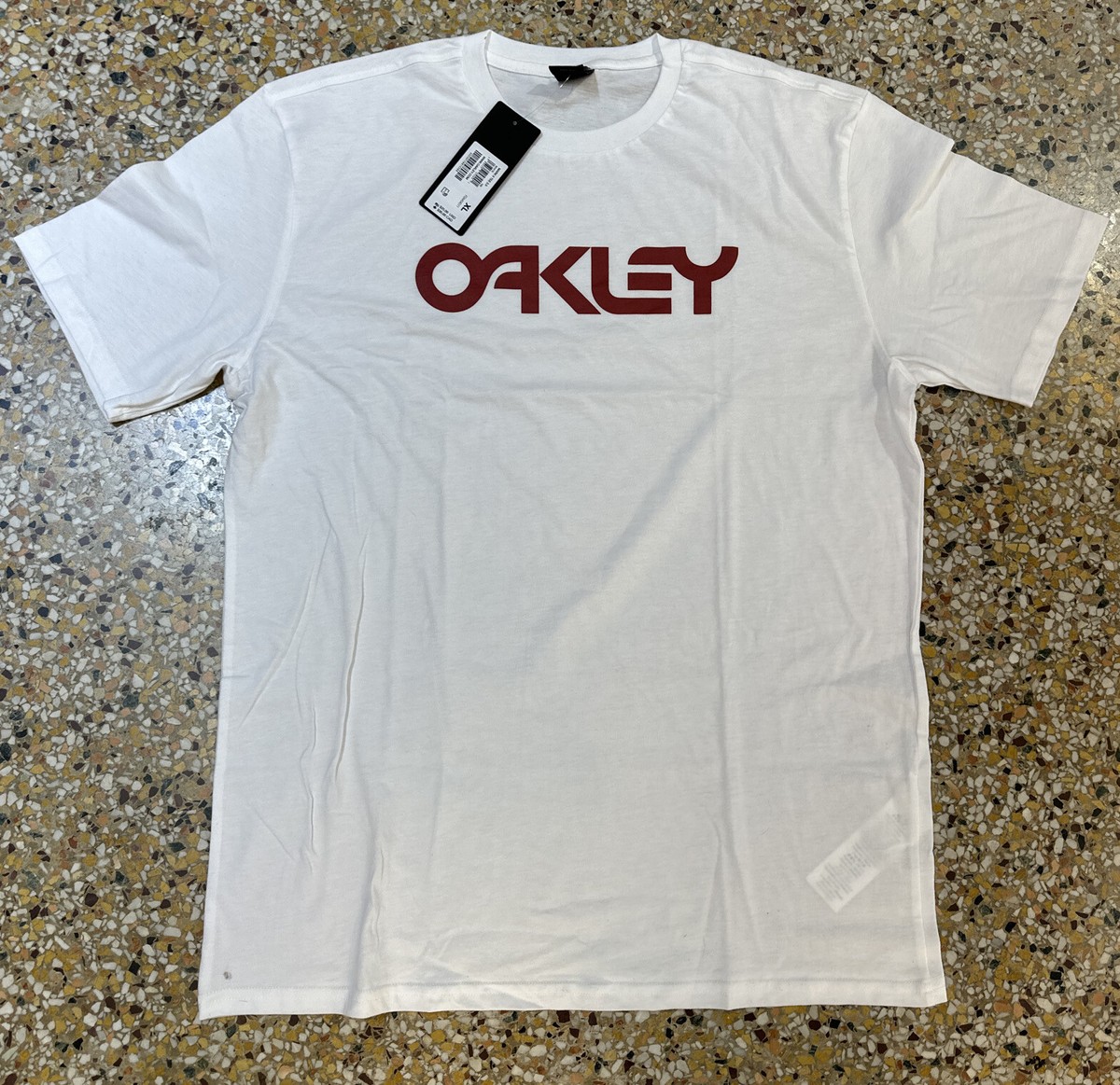 NWT Oakley Men's XL Mark II 2.0 T-Shirt Mark II Spell Out White w