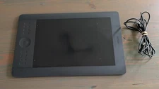 Wacom Intuos 5 Touch PTH-650 Medium Tablet w/ Power Cord