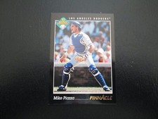 MIKE PIAZZA 1993 PINNACLE ROOKIE BASEBALL CARD # 252 NMMT+