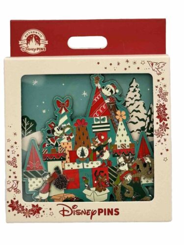 Disney Pin 2022 DLR Christmas Jumbo Mickey & Friends Goofy Pluto Minnie No Date