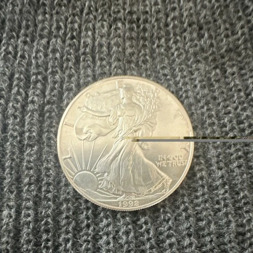 1992 U.S. Mint American Silver Eagle 1 oz .999 Fine Silver Bullion Coin