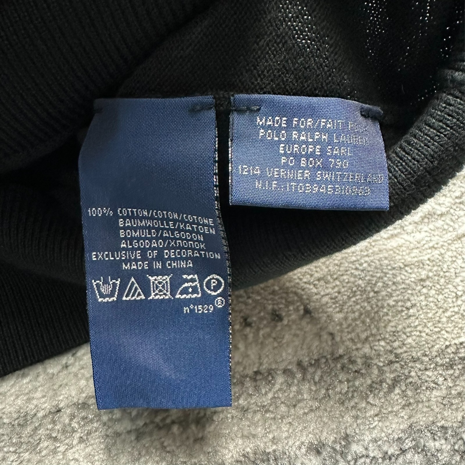 VTG Ralph Lauren Polo Golf 2000's Y2K Black V-Neck Size Medium Knitted Jumper image 4