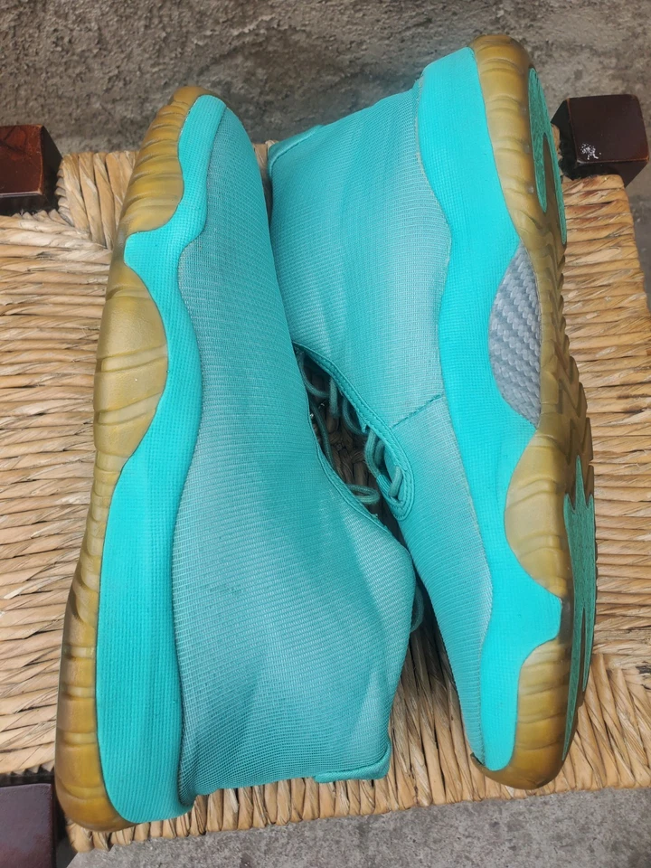 Jordan Future Hyper JADE Talla 11 EXCELENTE ESTADO Foto 4 de 4